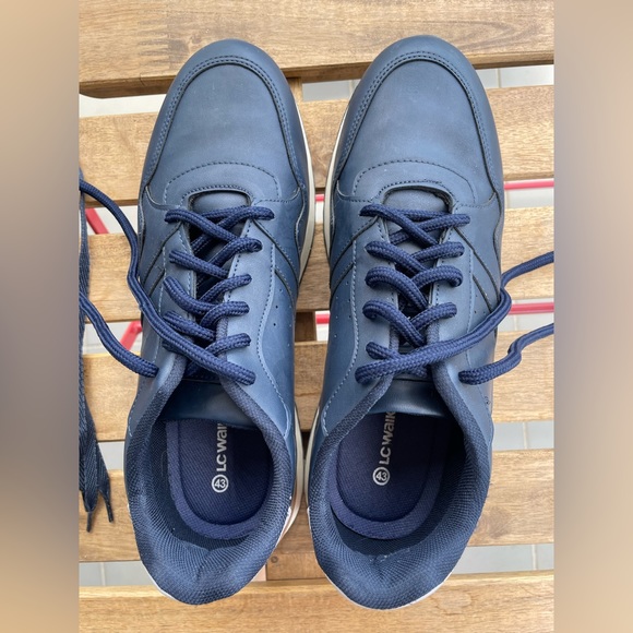 Men Navy Sneakers-Shoes in very good condition - Picture 2 of 7